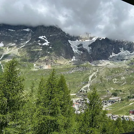 Cervinia Snow Dream